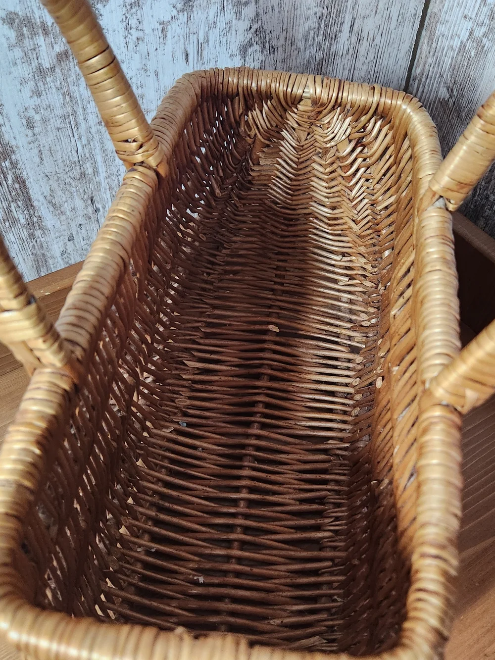 Woven Rattan Woven Natural Basket Tote in Natural Brown Handles Purse